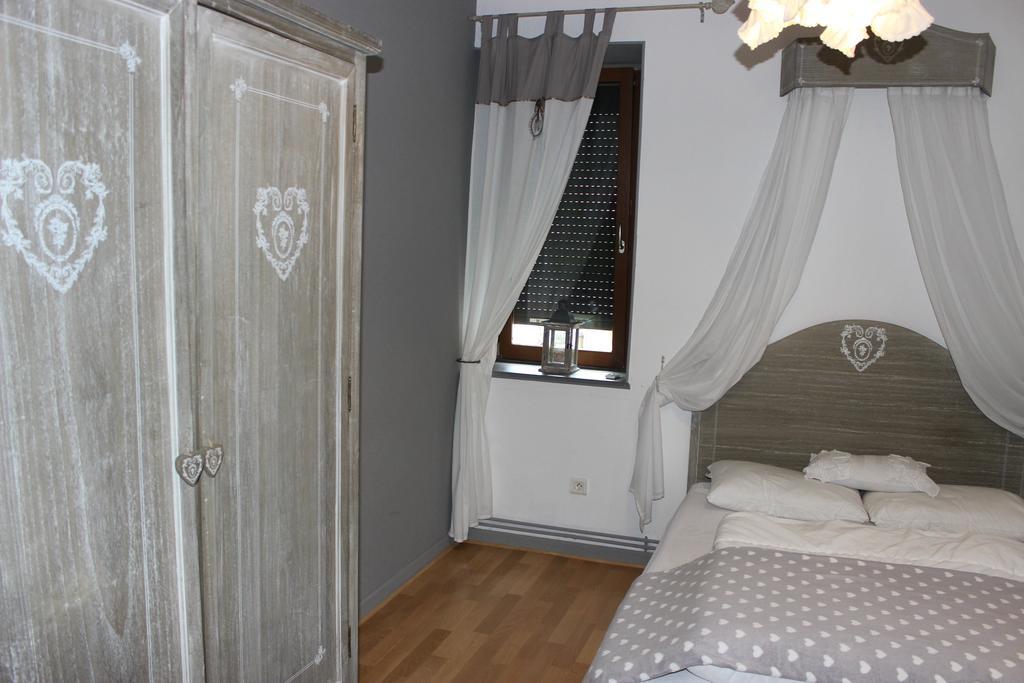 Gite Des 3 Chateaux Ribeauville  Room photo
